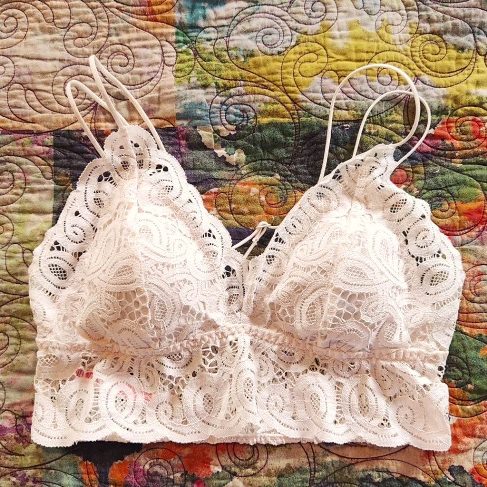 Cream-colored Lace bralette